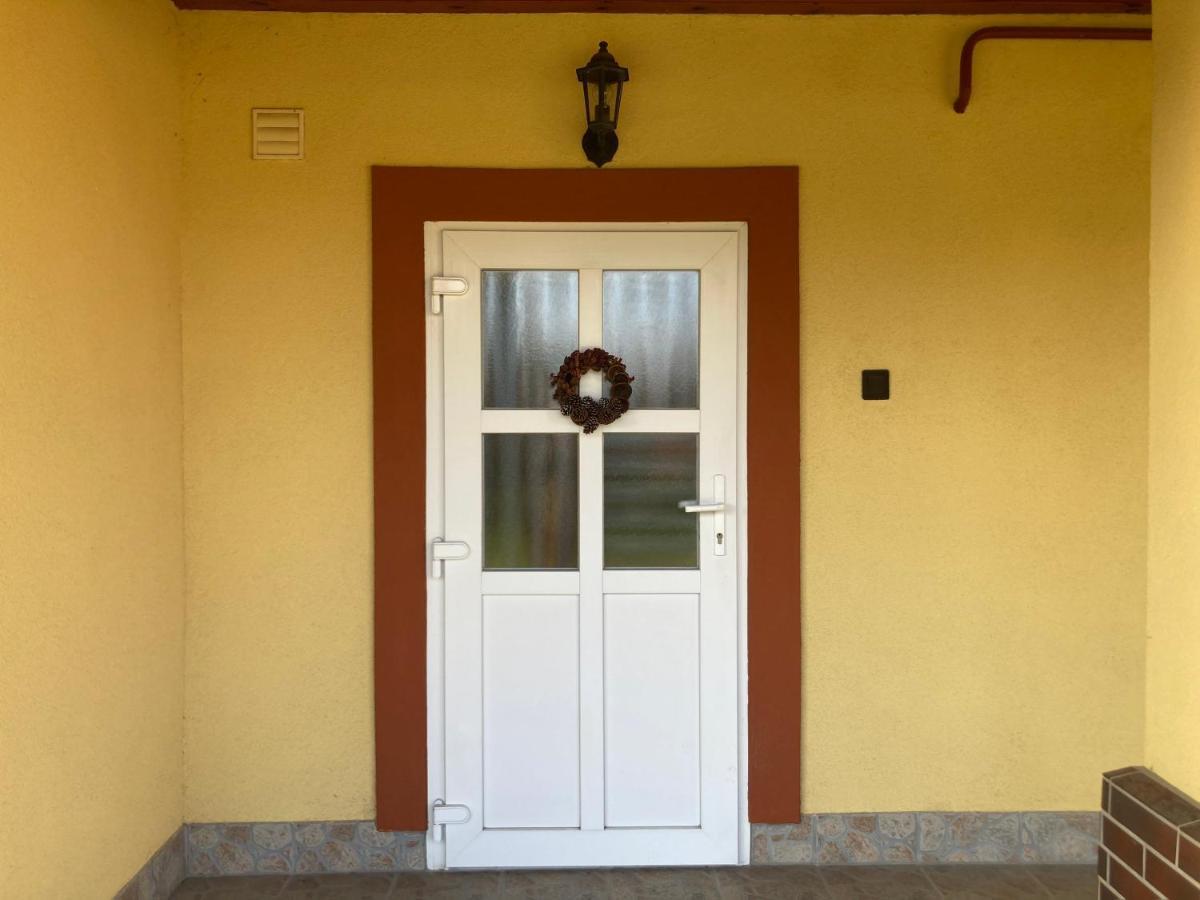 Tiszavirag Vendeghaz Apartment Tiszacsege Exterior foto