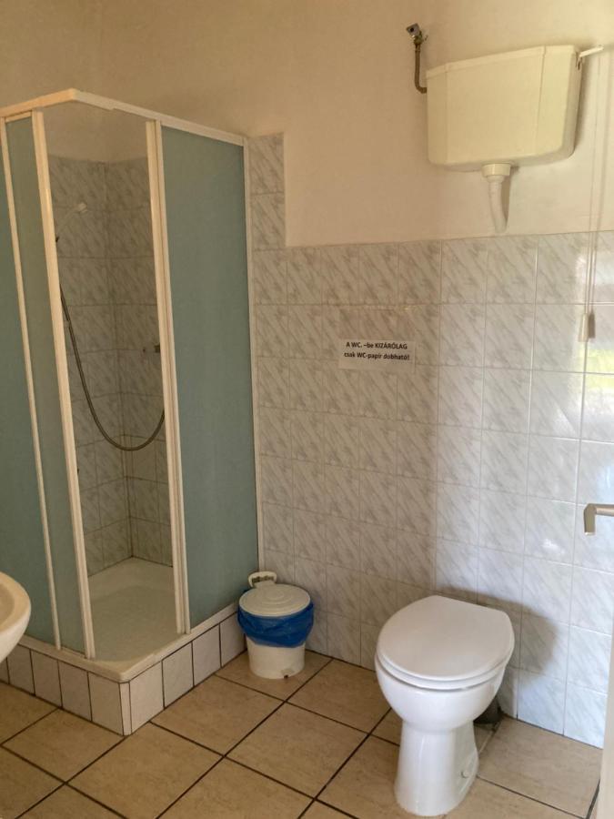 Tiszavirag Vendeghaz Apartment Tiszacsege Exterior foto